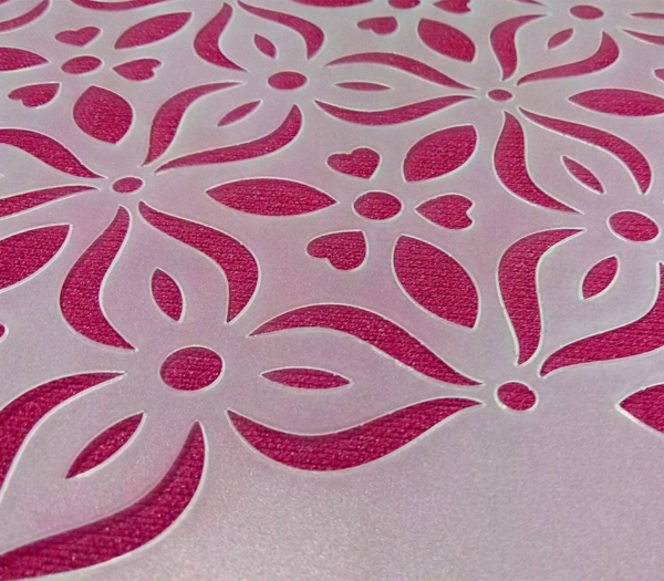 szablon malarski Teramo - zdjęcie rzeczywistego produktu na różowym tle